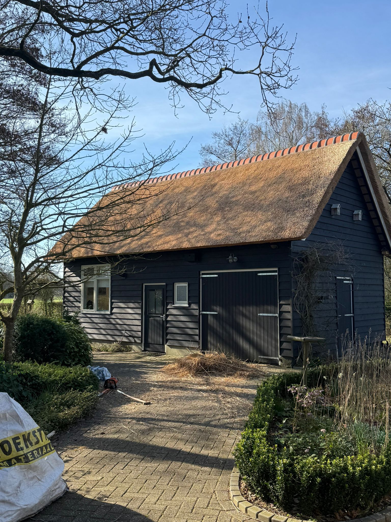 rietdekkersbedrijf rolde home
